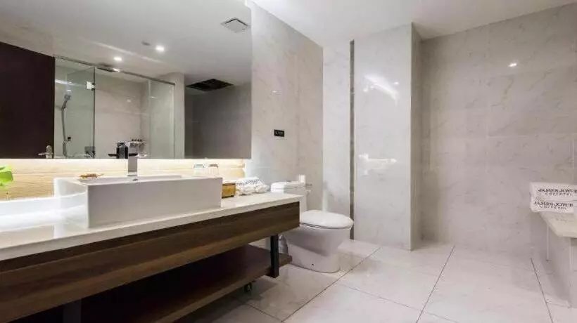 ホテル James Joyce Coffetel Jilin Railway Station Fortune Plaza