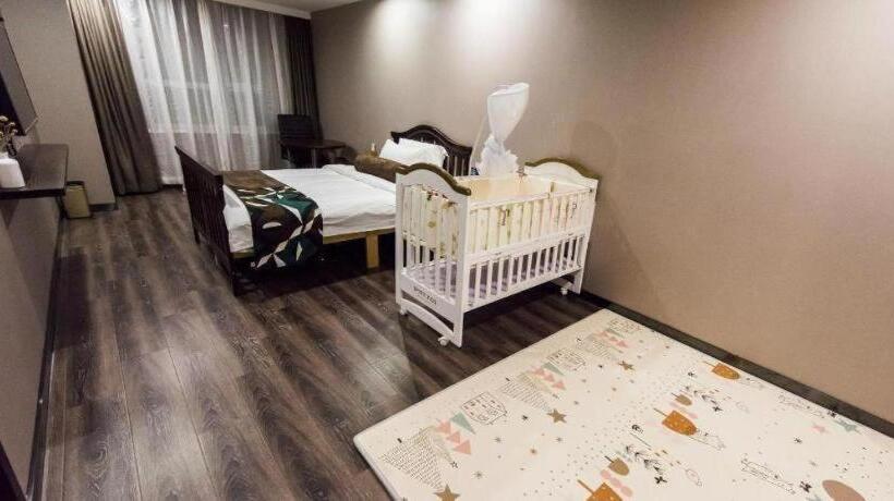 Hotel James Joyce Coffetel Jilin Railway Station Fortune Plaza