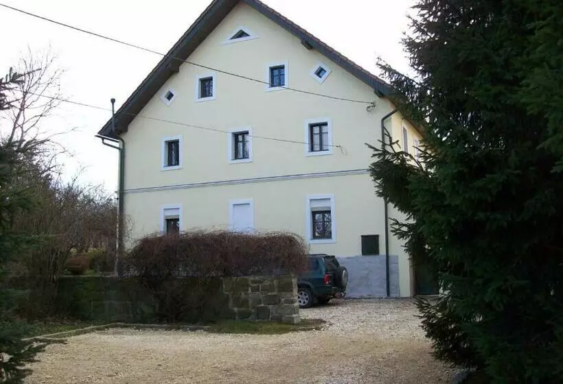 Hotelli Jaworowa Zagroda