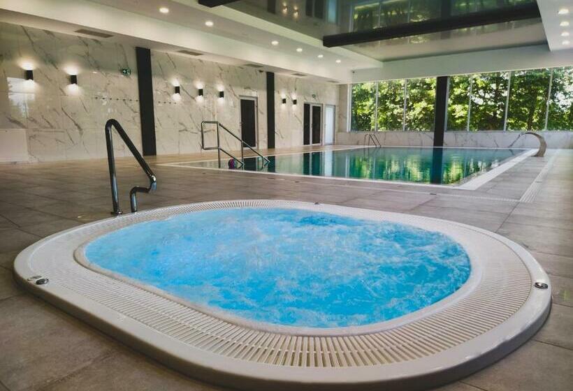 酒店 Nad Czernicą