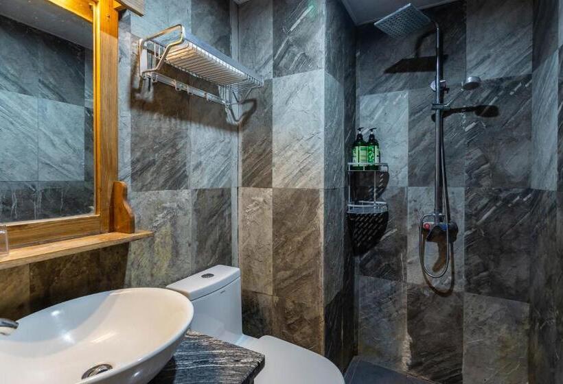 فندق Destination Youth Hostel