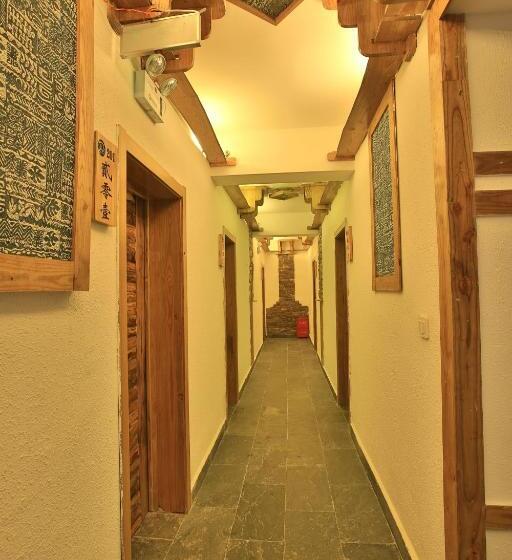 فندق Destination Youth Hostel