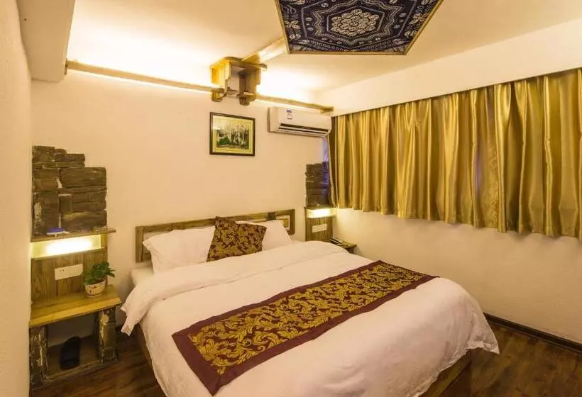 Hotelli Destination Youth Hostel