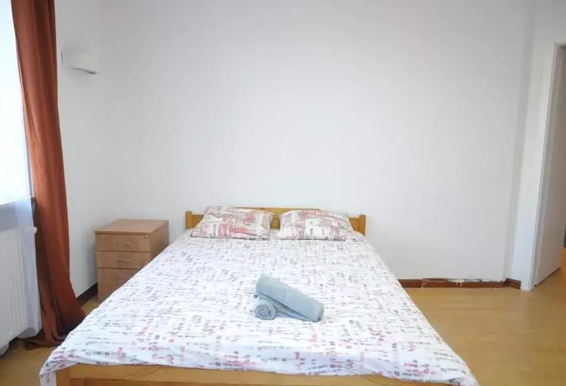 Aamiaismajoitus (B&B) Erasmus Rooms Genius