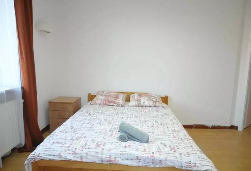 Aamiaismajoitus (B&B) Erasmus Rooms Genius