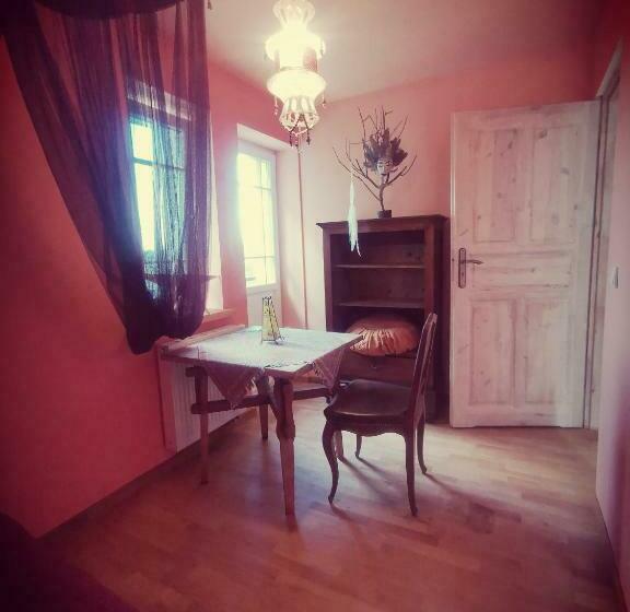 住宿加早餐 Klimatyczny Dom, Noclegi W Lesie Miejskim