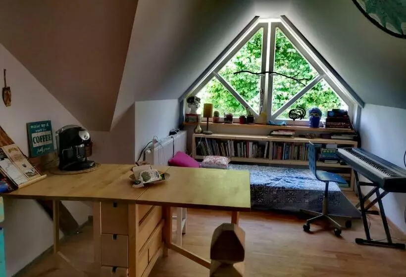 ベッドアンドブレックファースト Klimatyczny Dom, Noclegi W Lesie Miejskim