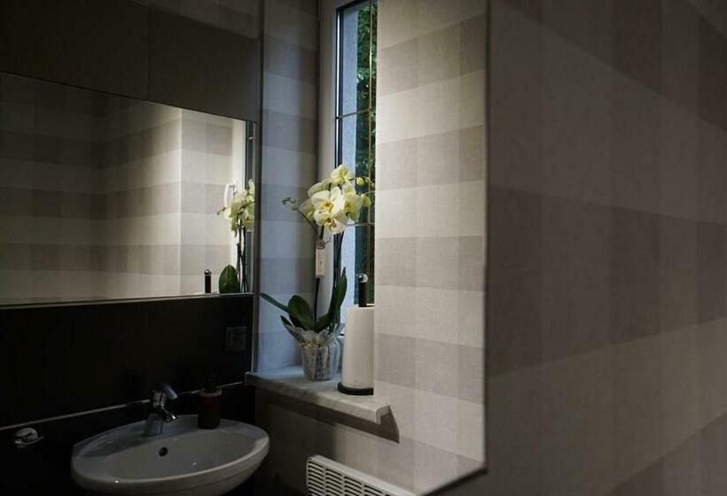 住宿加早餐  Włodary Tennis Junior