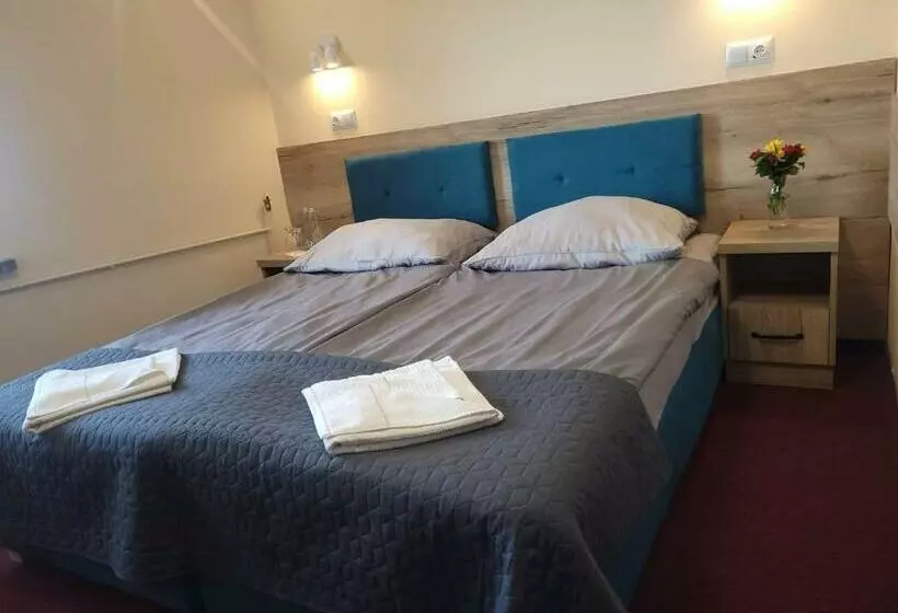 Aamiaismajoitus (B&B) Złote Pióro