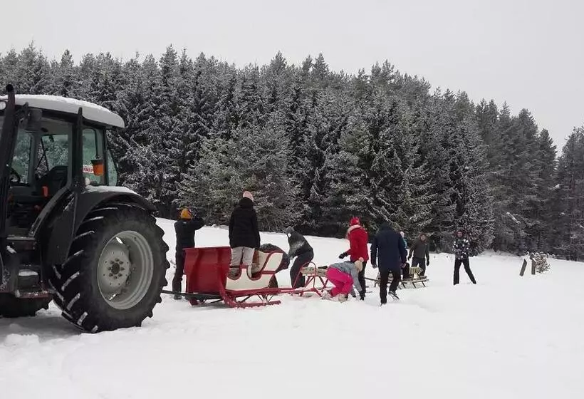 ホテル Agroturystyka Na Słonecznej Orawie U Dzikich