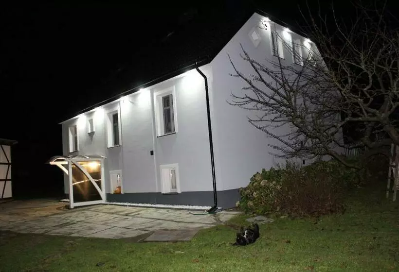 Hotelli Agroturystyka Pod Kogutkiem