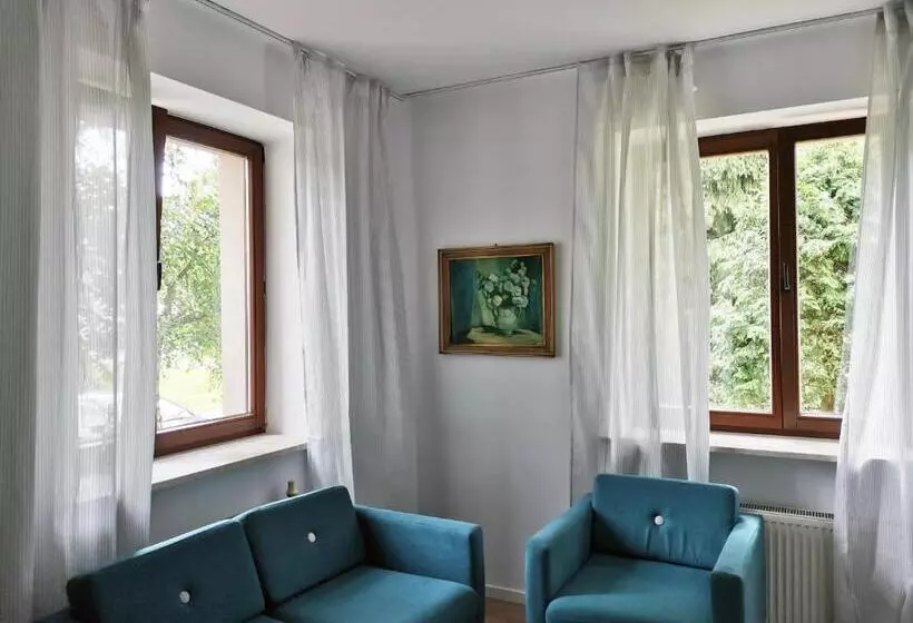 Ohotelik Pensjonat W Poniatowej