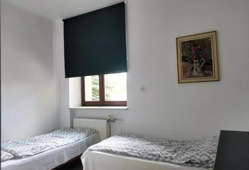 Ohotelik Pensjonat W Poniatowej