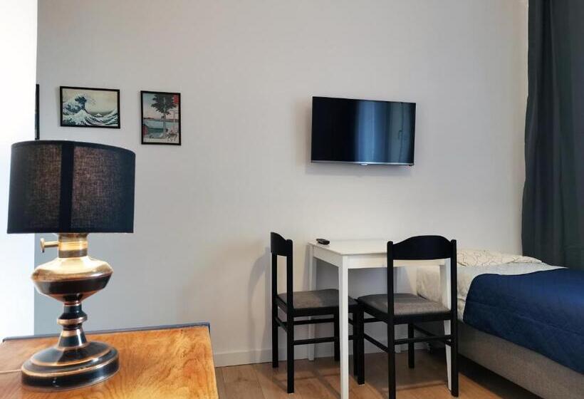 Ohotelik Pensjonat W Poniatowej