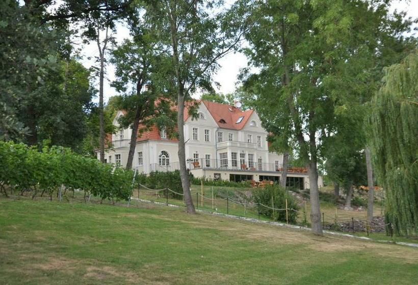 Resort Rezydencja Marii Rybieniec