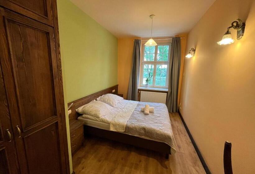 Resort Rezydencja Marii Rybieniec