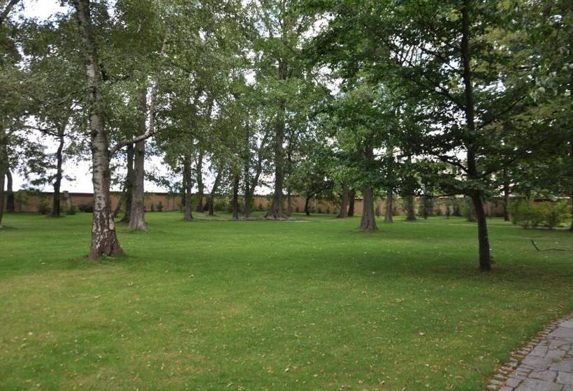 Resort Rezydencja Marii Rybieniec