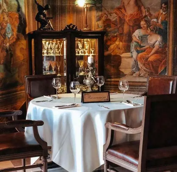 żabi Dwór   Hotel   Restauracja   Spa