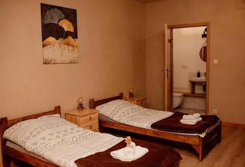 Retkeilymaja Kacze Bagno   Miejsce Inicjatyw Pozytywnych