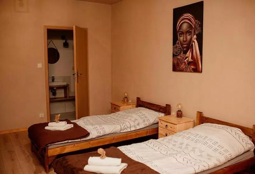 Retkeilymaja Kacze Bagno   Miejsce Inicjatyw Pozytywnych