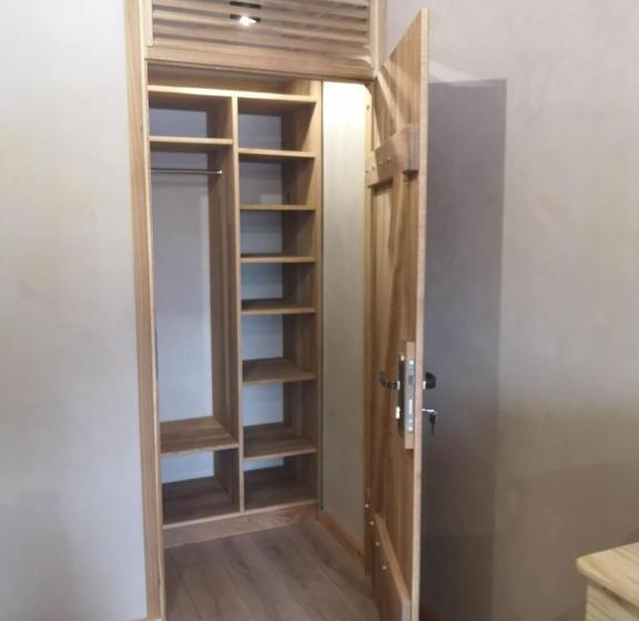 הוסטל Kacze Bagno   Miejsce Inicjatyw Pozytywnych