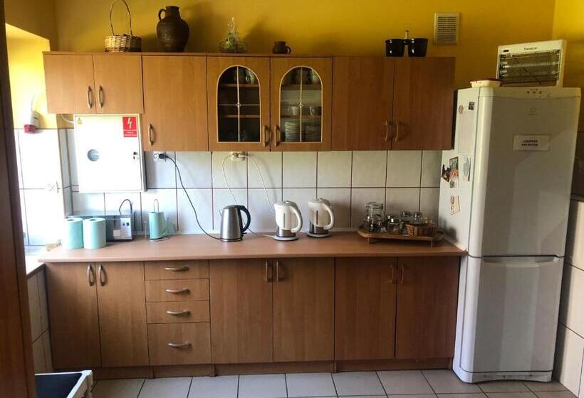 הוסטל Kacze Bagno   Miejsce Inicjatyw Pozytywnych