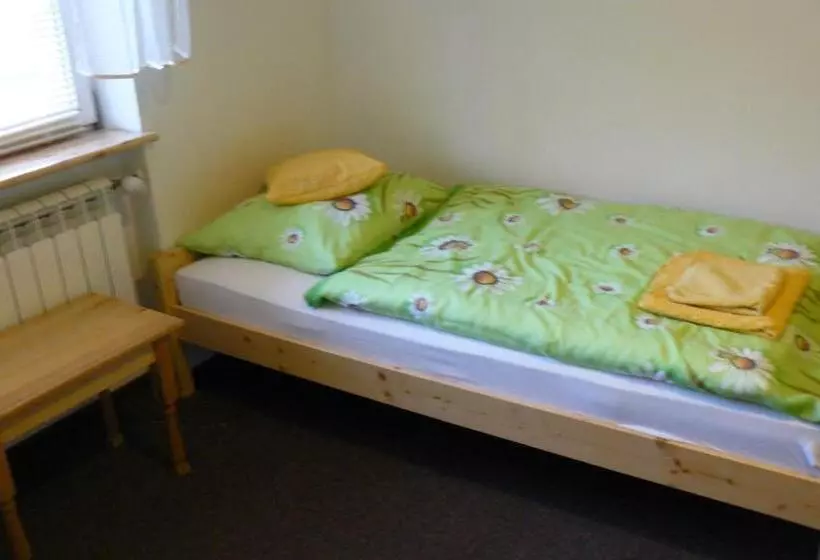 Retkeilymaja Knajpa Sorba