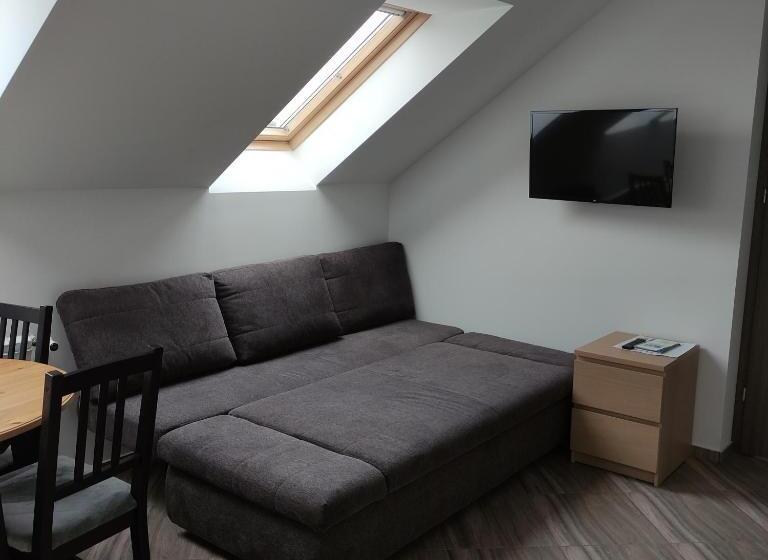 旅馆 Nad Jeziorem Kochle