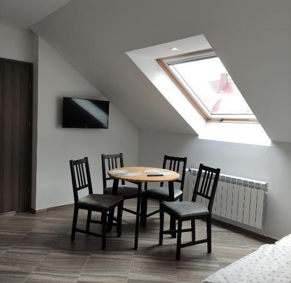 旅馆 Nad Jeziorem Kochle