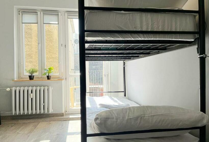 ユースホステル Noclegi Pod Muflonem