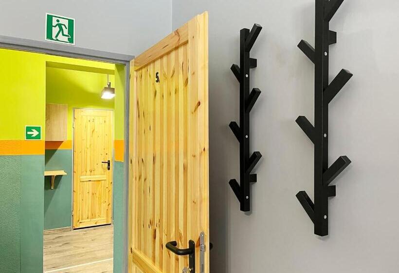 ユースホステル Noclegi Pod Muflonem