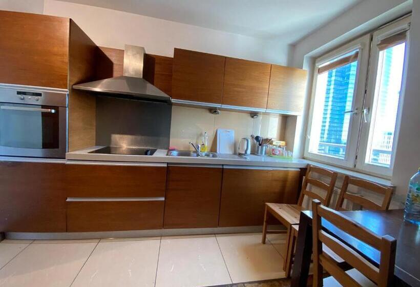 Hostel Pokoje Panorama City View Centrum