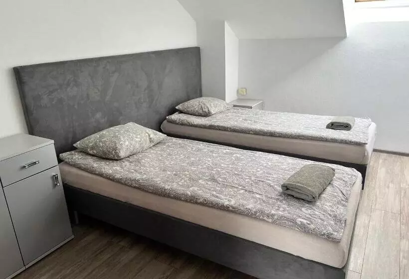 Retkeilymaja Rybaczówka Golub Dobrzyń