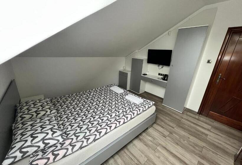 הוסטל Rybaczówka Golub Dobrzyń