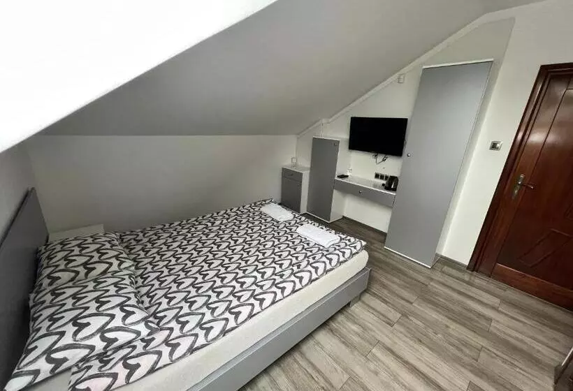 Retkeilymaja Rybaczówka Golub Dobrzyń