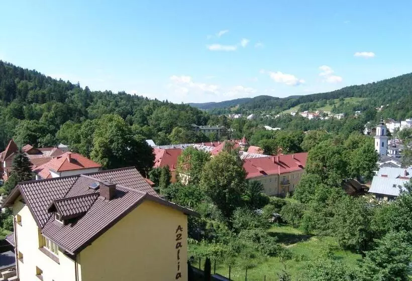 Retkeilymaja Zajazd Meran