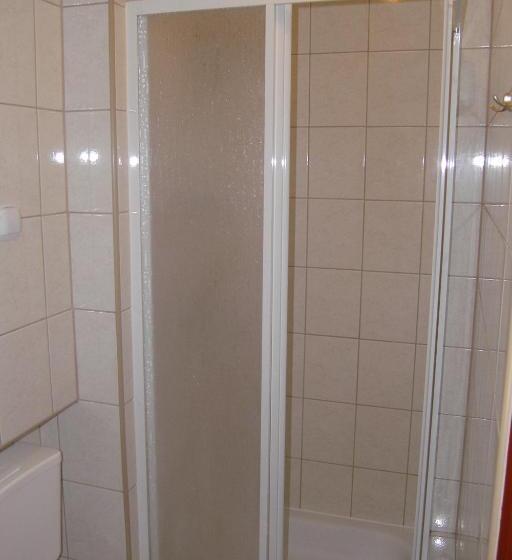 هاستل Zajazd Meran