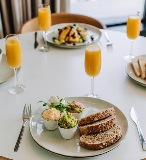 Aparthotel Park   By The Sea