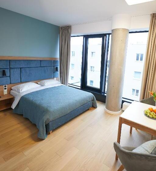 Aparthotel Park   By The Sea