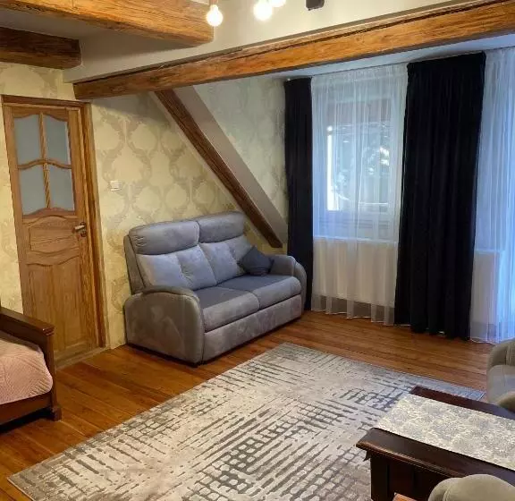 Aamiaismajoitus (B&B) Dworek Galosa