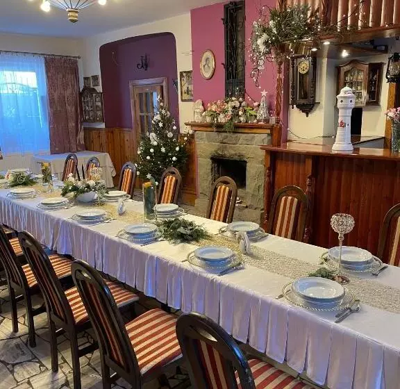 Aamiaismajoitus (B&B) Dworek Galosa