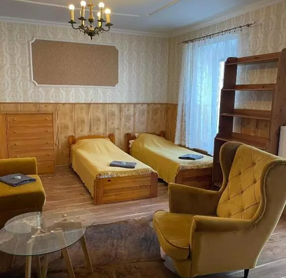 Aamiaismajoitus (B&B) Dworek Galosa