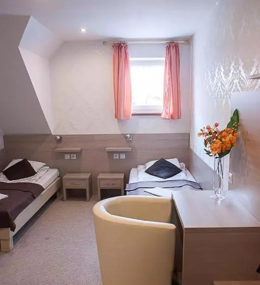 Aamiaismajoitus (B&B) Jaś I Małgosia