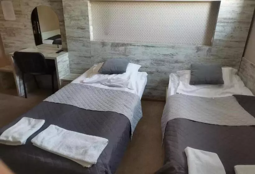 Aamiaismajoitus (B&B) Jaś I Małgosia