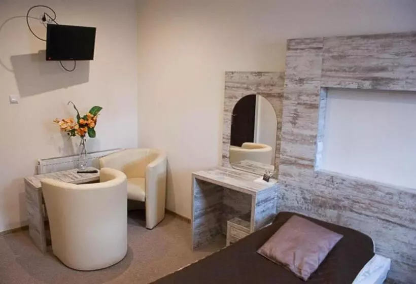 Aamiaismajoitus (B&B) Jaś I Małgosia