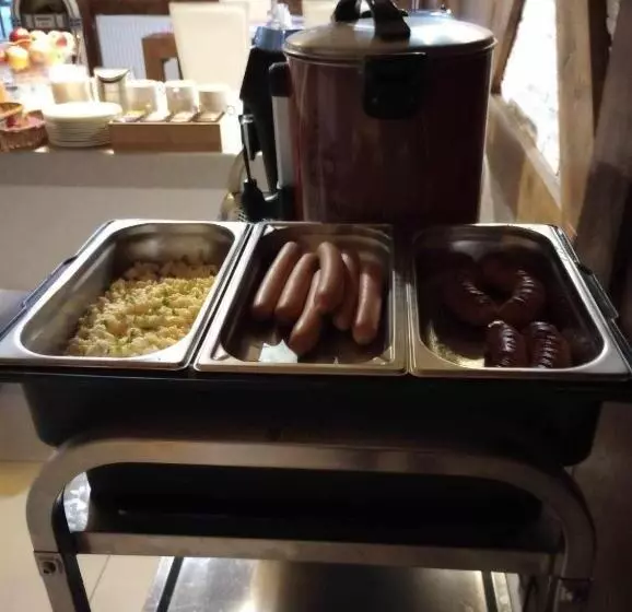 Aamiaismajoitus (B&B) Jaś I Małgosia