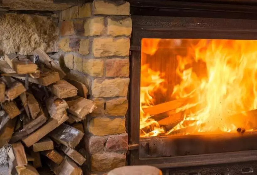 Aamiaismajoitus (B&B) Jaś I Małgosia