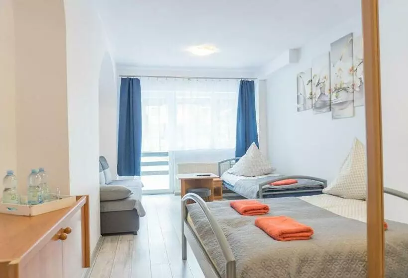 Aamiaismajoitus (B&B) Malinowy Domek