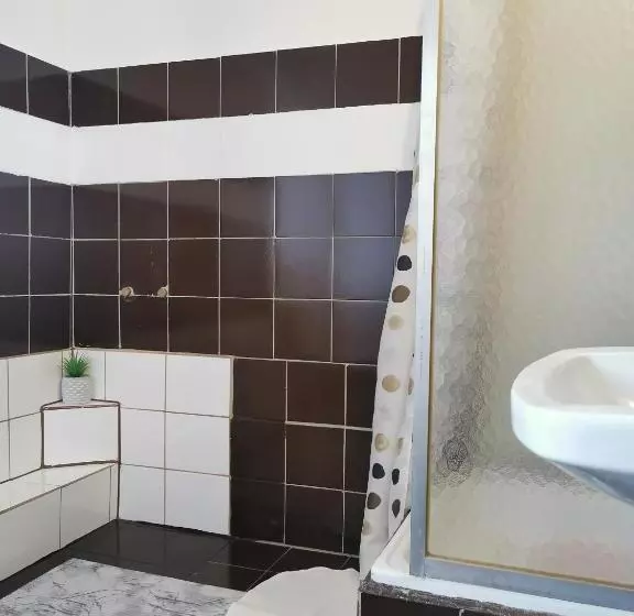 Aamiaismajoitus (B&B) Malinowy Domek