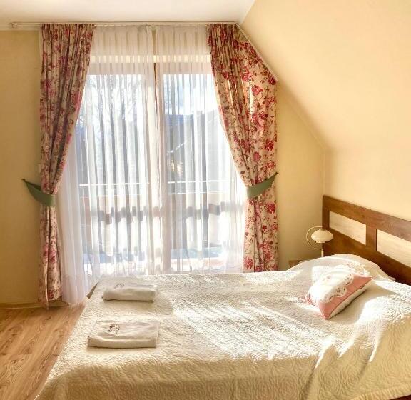 Bed and Breakfast Pod Lipą 2